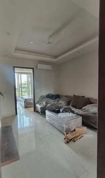 Living Room in 2 BHK Builder Floor at Sector 40 – for Rent