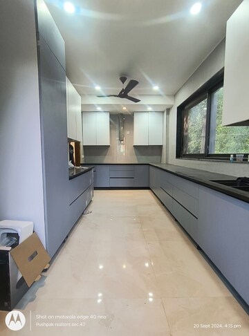 Kitchen in 3 BHK Builder Floor at Sector 14 – for Rent