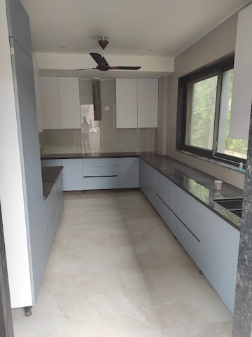 Kitchen in 3 BHK Builder Floor at Sector 14 – for Rent