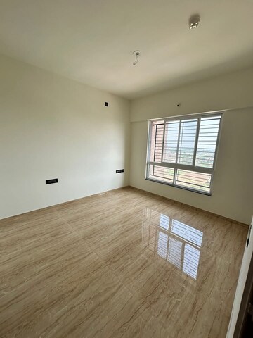 Room in 2 BHK Apartment at VTP Cygnus, Kharadi – for Rent