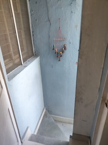 Master Bedroom in 1 RK Apartment at Arun Vihar Sector 37, Sector 37 – for Rent
