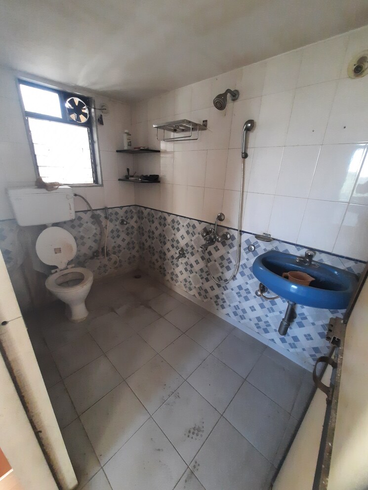 Bathroom, vijay-enclave 2.5 Bedroom 850 Sq.Ft. Apartment In Waghbil Thane 7918750