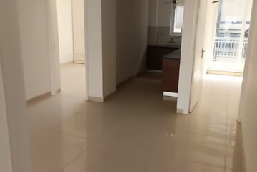 Room in 3 BHK Apartment at Maxxus Elanza, International Airport Road – for Rent