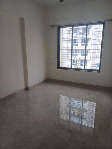 2 BHK Apartment For Rent in Roha Satsang Bharti, Malad East