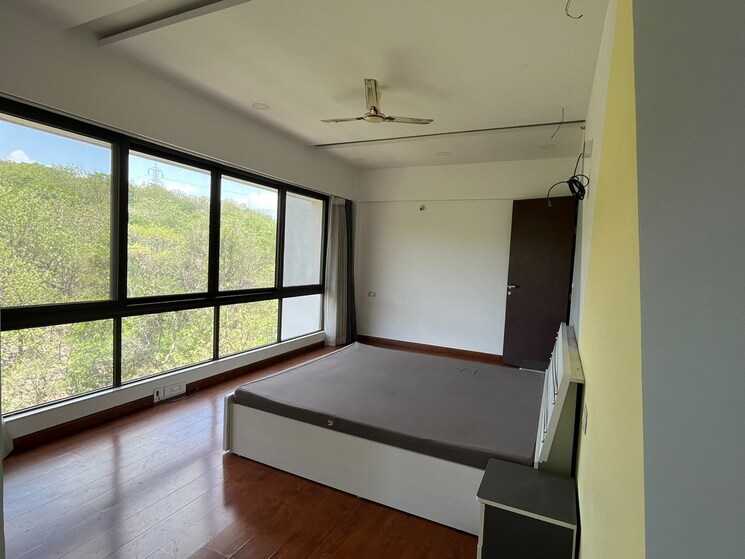 Room, gera-isle-royale 3.5 Bedroom 2000 Sq.Ft. Apartment In Bavdhan Pune 7918821