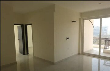 Room in 3 BHK Apartment at Altura Apartments, Ghazipur – for Rent