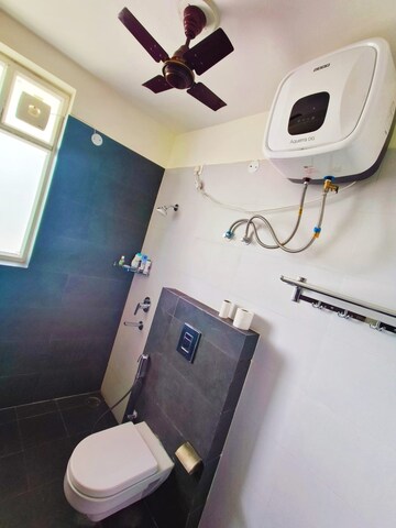 Team Area in 3 BHK Apartment at Altura Apartments, Ghazipur – for Rent