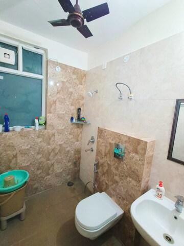Furnished Amenities in 3 BHK Apartment at Altura Apartments, Ghazipur – for Rent
