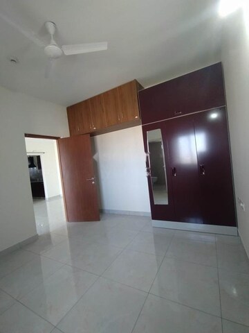 Room in 2 BHK Apartment at Prestige Park Square, Bannerghatta Road – for Rent