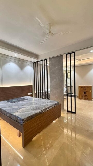 Room in 1 BHK Apartment at Jaypee Green Sun Court Tower III, Jaypee Greens – for Rent