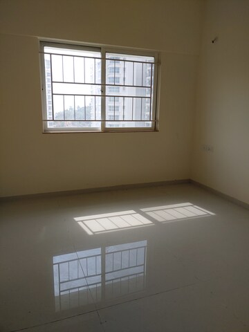 Room in 3 BHK Apartment at Kumar Megapolis Mystic, Hinjewadi – for Sale