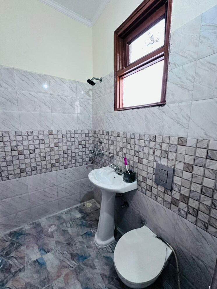 Bathroom, dhakoli 3 Bedroom 1816 Sq.Ft. Apartment In Dhakoli Zirakpur 7918919