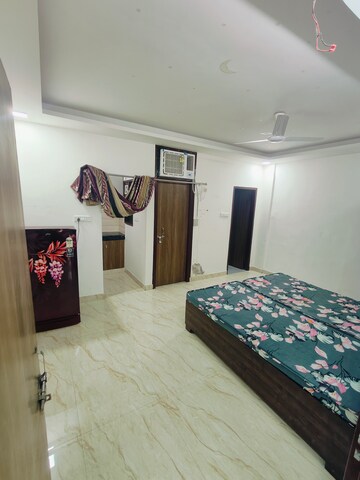 Bedroom in 1 BHK Builder Floor at Ansal Sushant Lok I, Sector 43 – for Rent