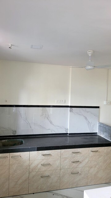 Furnished Amenities in 3 BHK Apartment at Arihant Residency Sion, Sion – for Sale
