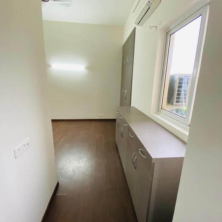 Room, paras-irene 3 Bedroom 1830 Sq.Ft. Apartment In Sector 70a Gurgaon 7918993