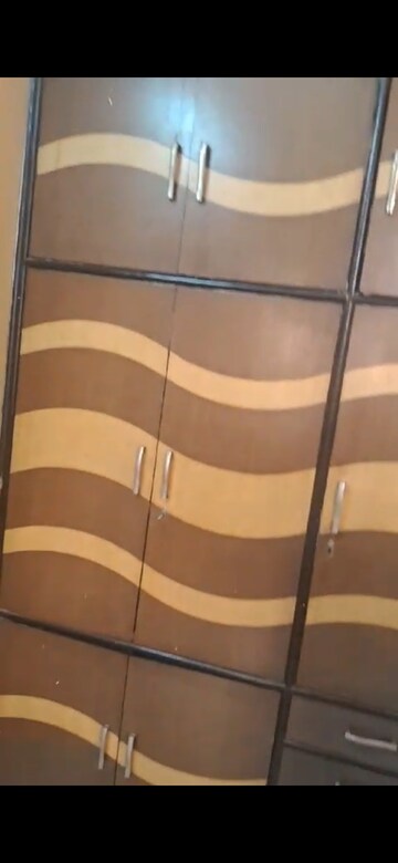 Furnished Amenities in 2.5 BHK Builder Floor at Sector 12 – for Rent