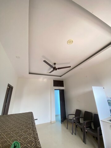 Furnished Amenities in 1 BHK Independent House at Ansal Plaza Sector-23, Palam Vihar – for Rent