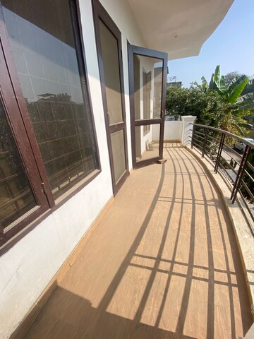 Balcony in 1 BHK Independent House at Ansal Plaza Sector-23, Palam Vihar – for Rent
