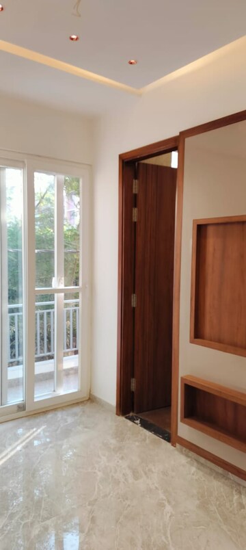 Room in 2 BHK Builder Floor at Janakpuri – for Sale