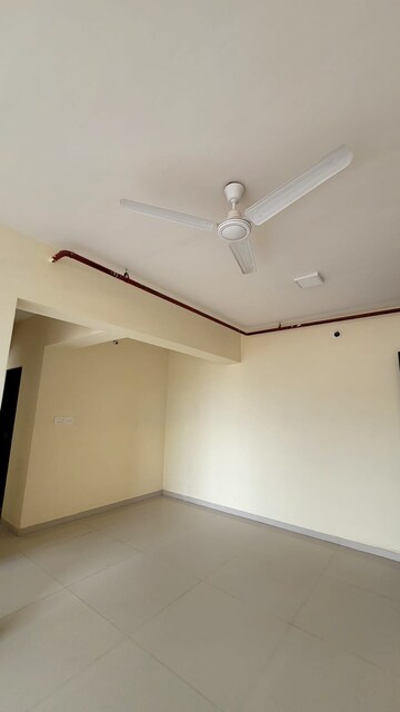 Room in 2 BHK Apartment at Arihant Residency Sion, Sion – for Sale