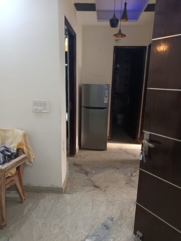 Furnished Amenities in 2.5 BHK Builder Floor at Rohini Sector 7 – for Rent