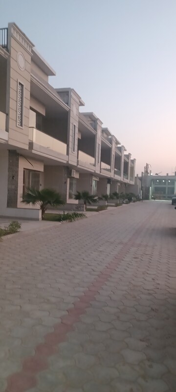 Staircase in 3 BHK Villa at Patiala Road – for Sale