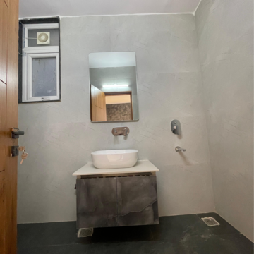 Bathroom in 3 BHK Builder Floor at Ardee City, Indira Colony 2 – for Sale