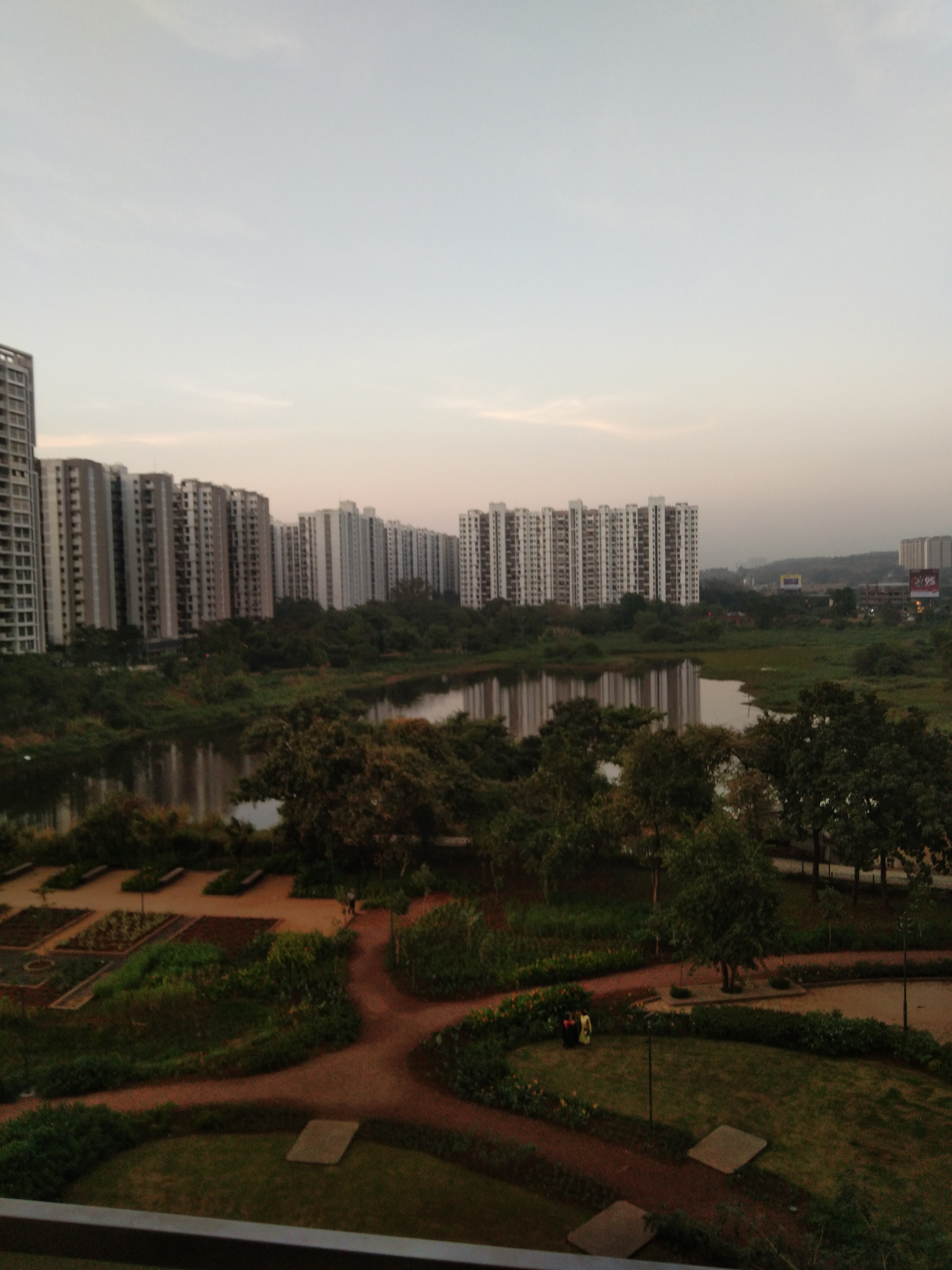 3 BHK + Pooja Room,Study Room Apartment For Sale in Lodha Palava City