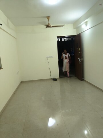 Room in 1 BHK Apartment at Lodha Palava City, Dombivli East – for Rent