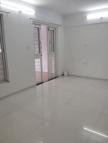 Room in 3 BHK Apartment at Suyog Padmavati Hills, Bavdhan – for Rent