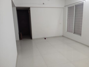 Room in 3 BHK Apartment at Suyog Padmavati Hills, Bavdhan – for Rent