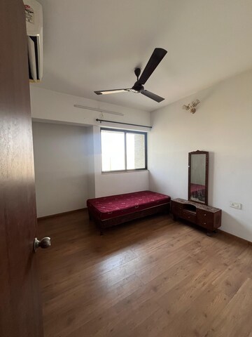 Room in 2 BHK Apartment at Lodha Palava Clara E to I, Dombivli East – for Rent