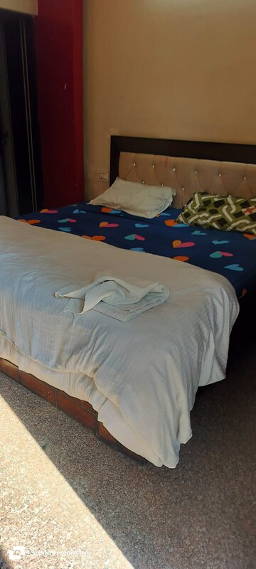 Room in  Pg at Sector 41 – for Rent
