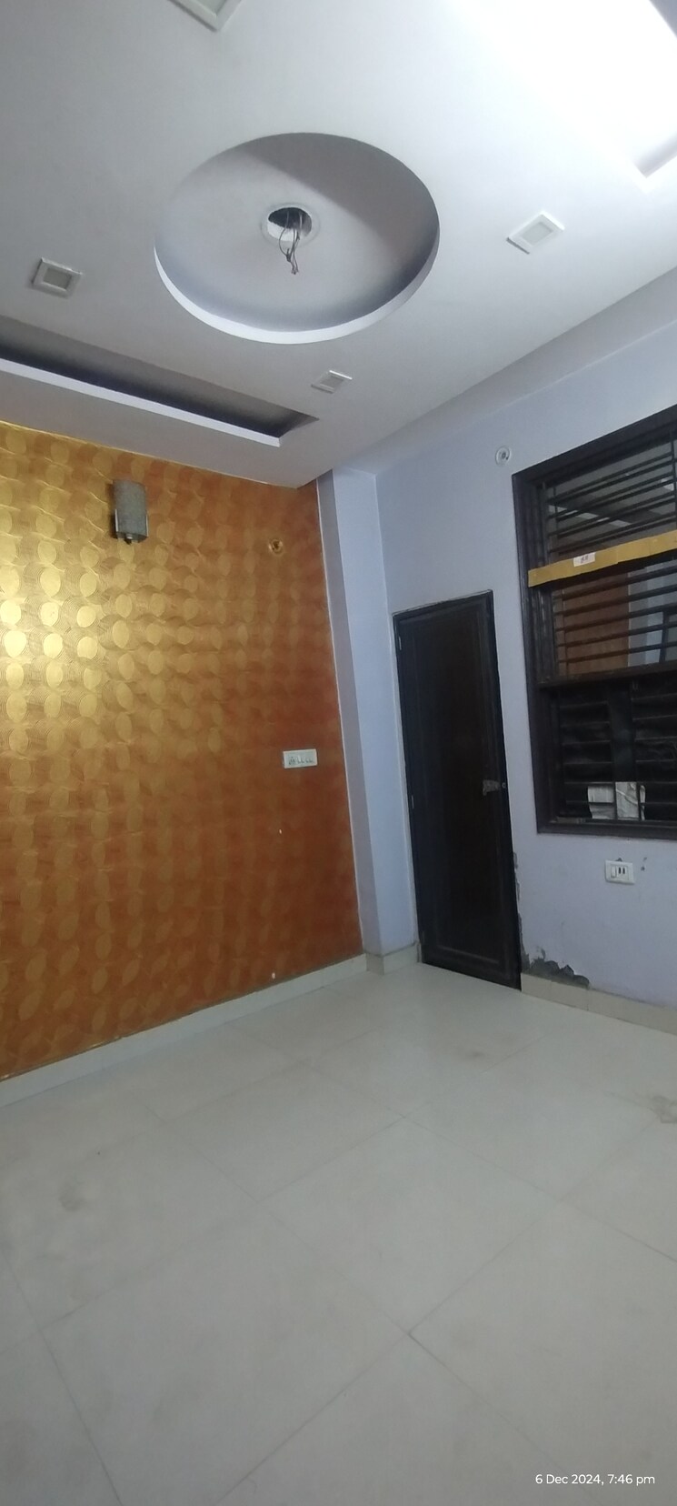 Kitchen, uttam nagar 2 Bedroom 50 Sq.Yd. Builder Floor In Uttam Nagar Delhi 7919333