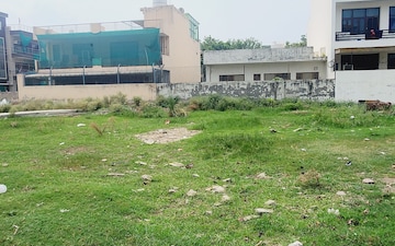 Plot For Sale in Sector 9