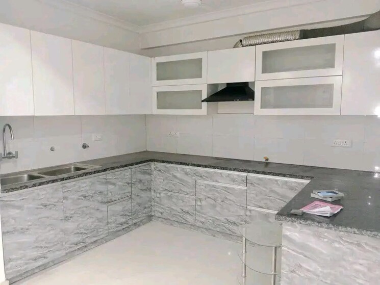 Kitchen, tata-primanti-villas 5 Bedroom 8500 Sq.Ft. Villa In Sector 72 Gurgaon 7919477