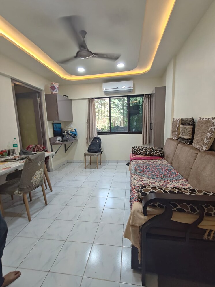 Living Room, swastik-park-chs 1 Bedroom 450 Sq.Ft. Apartment In Ghodbunder Road Thane 7919631