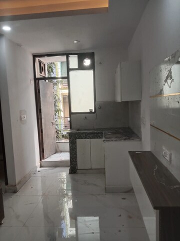 Kitchen in 1 BHK Apartment at DLF City Phase III, Sector 24 – for Rent