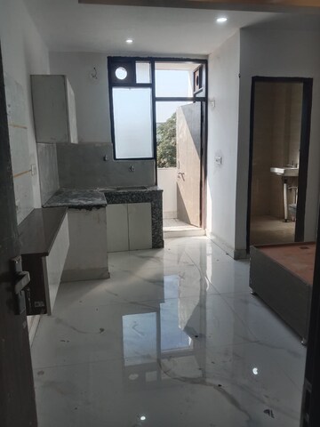 Kitchen in 1 BHK Apartment at DLF City Phase III, Sector 24 – for Rent