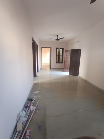 Building Lobby in 2 BHK Builder Floor at Sector 4 – for Rent
