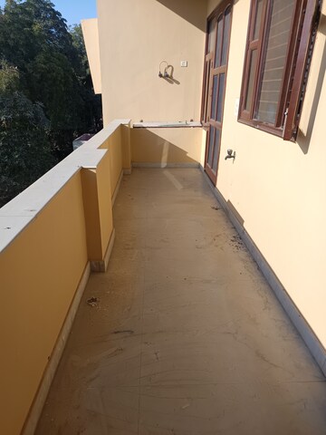 Balcony in 2 BHK Builder Floor at Sector 4 – for Rent