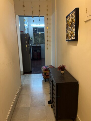 Furnished Amenities in 1 BHK Apartment at Bandra West – for Rent