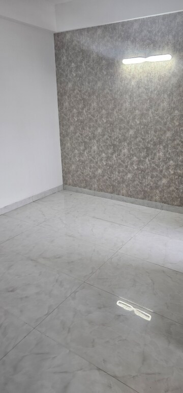 Room in 4 BHK Apartment at SCC Blossom, Raj Nagar Extension – for Sale