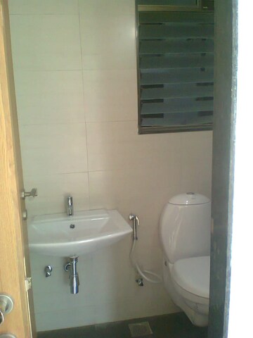 Bathroom in 1 BHK Apartment at Seema Apartments Andheri, Andheri West – for Rent
