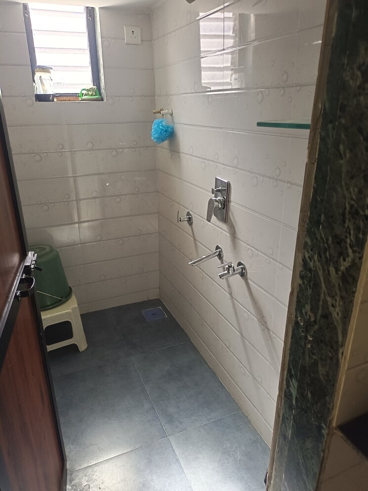 Bathroom, sarupi-kaveri-chs 2 Bedroom 600 Sq.Ft. Apartment In Shivai Nagar Thane 7919925