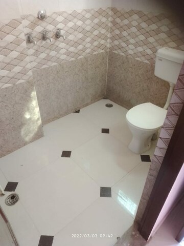 Bathroom in 2 BHK Builder Floor at Kala Kuan – for Rent