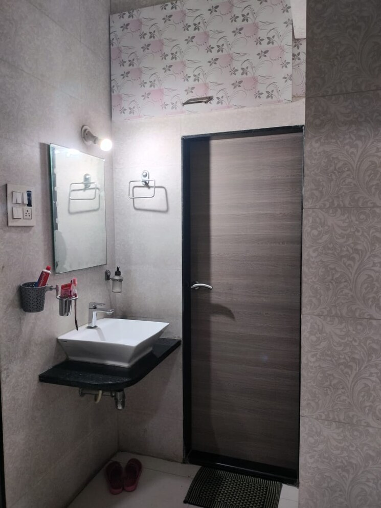 Bathroom, ss-balaji-aangan 1 Bedroom 685 Sq.Ft. Apartment In Thakurli Thane 7919914