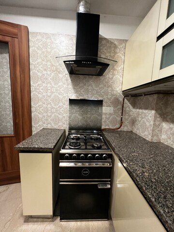 Furnished Amenities in 4 BHK Builder Floor at Chanakyapuri – for Rent
