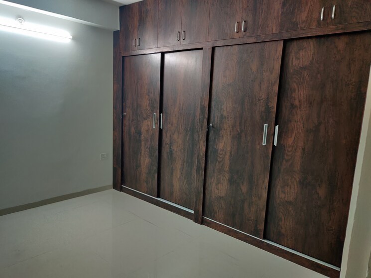 Room, tulip-violet 3 Bedroom 1578 Sq.Ft. Apartment In Sector 69 Gurgaon 7919951