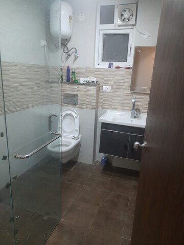 Master Bedroom in 3 BHK Apartment at MI Rustle Court, Gomti Nagar – for Rent